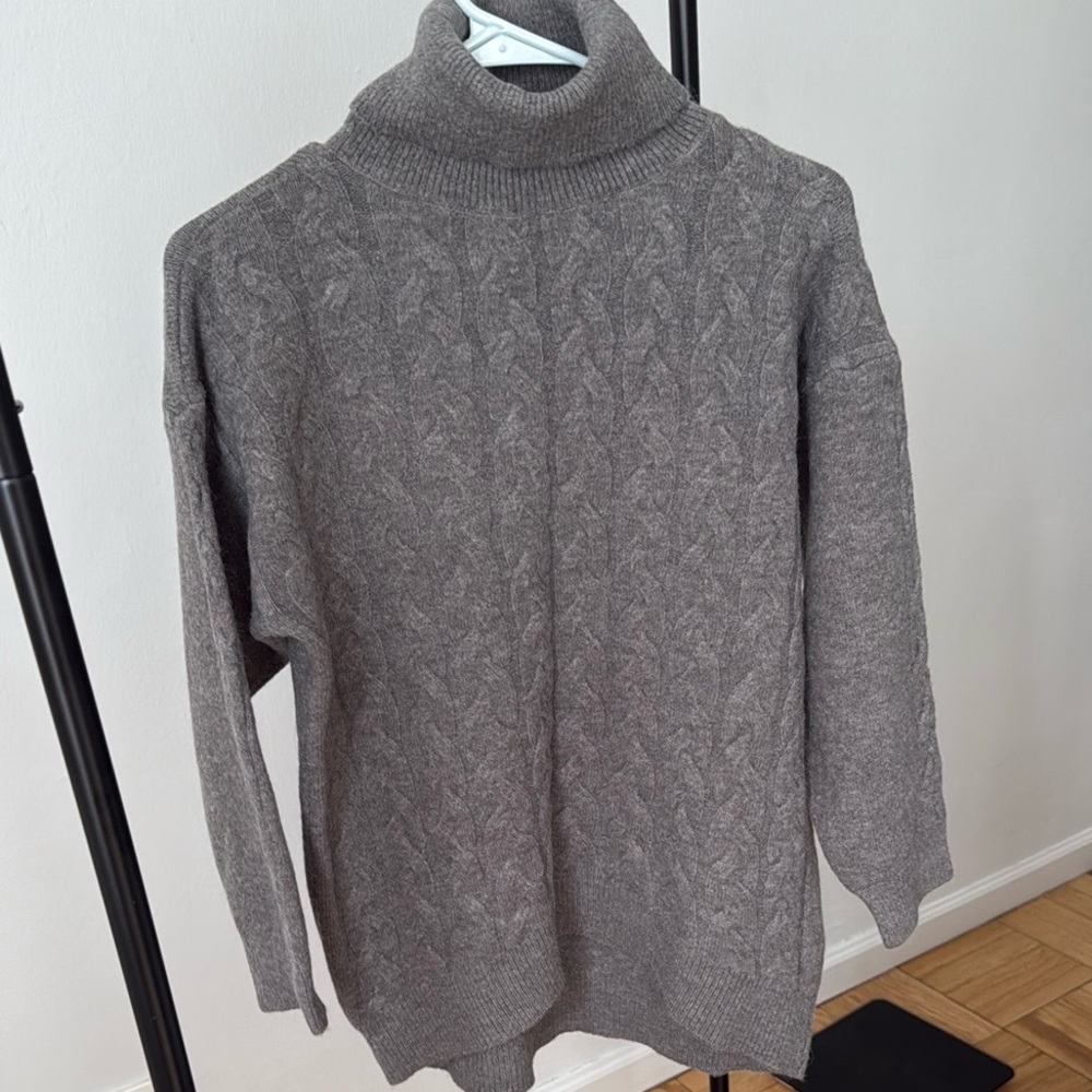 Massimo Dutti Gray Women’s Sweater
